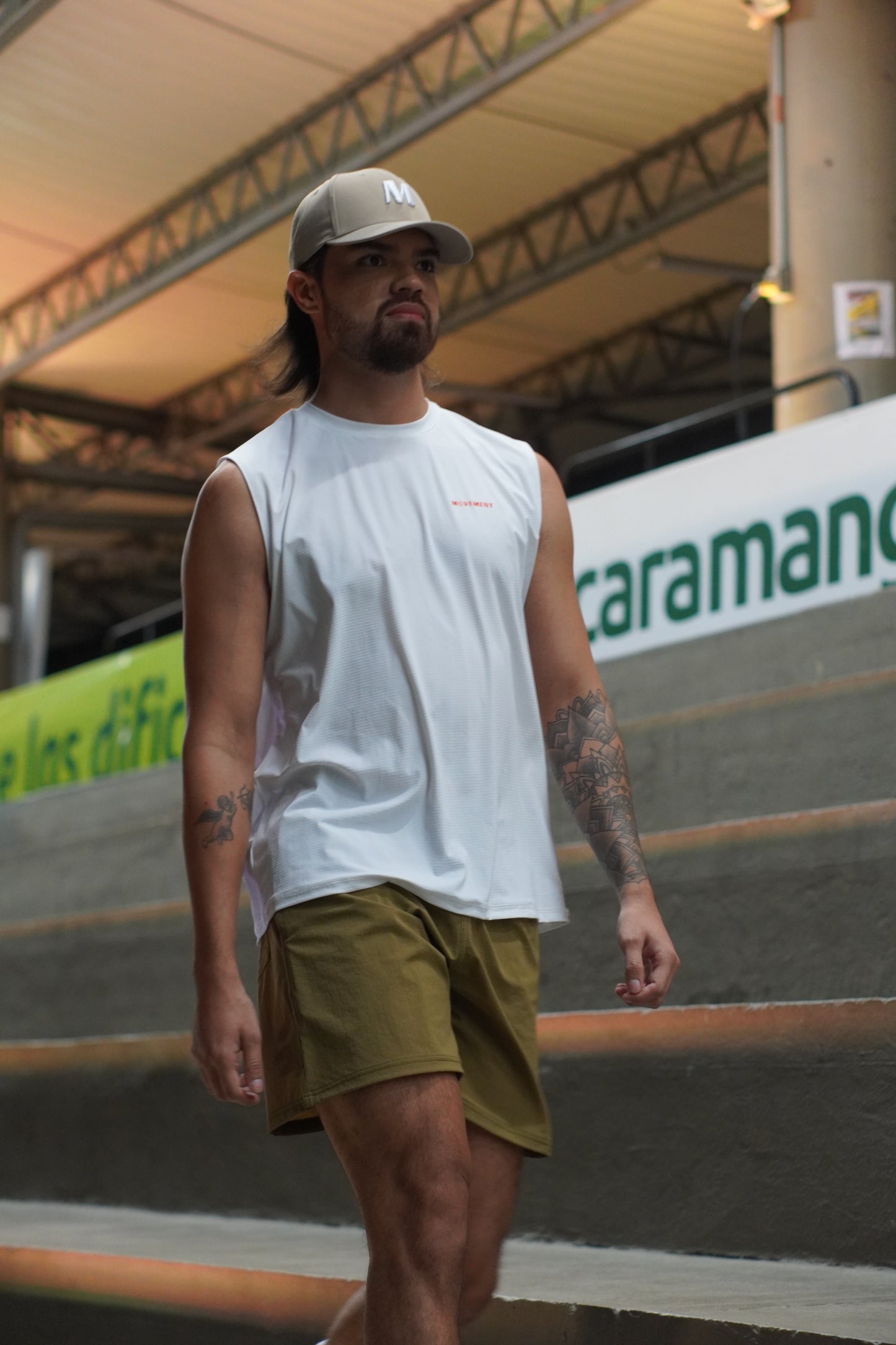 muscle tee blanca - perseo